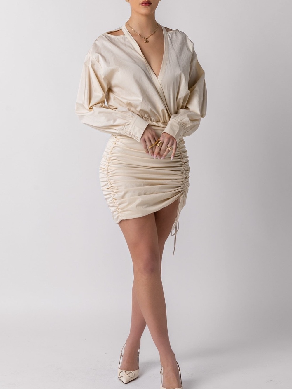 hazel Cream Ruched Mini Skirt size XL. Nwt